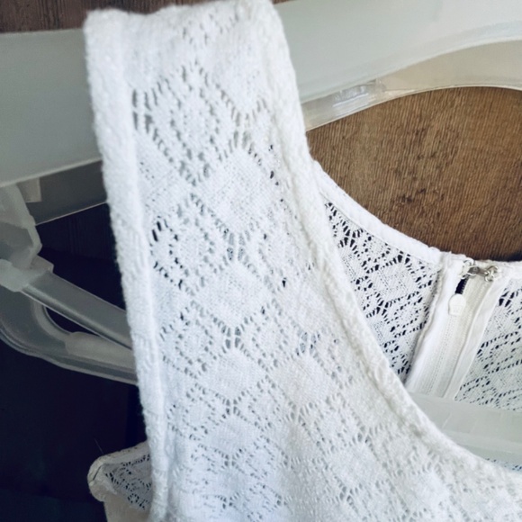 Free People White Lace Fit & Flare Dress with Sheer Waist – Perfect for Summer - Picture 6 of 13